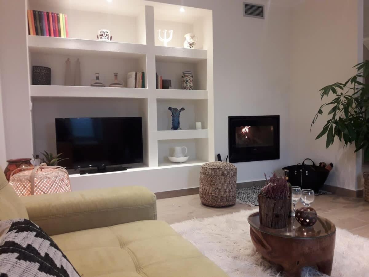 Iliopetra House 2 - Corfu Retreat With Jacuzzi Agios Ioannis (Corfu)