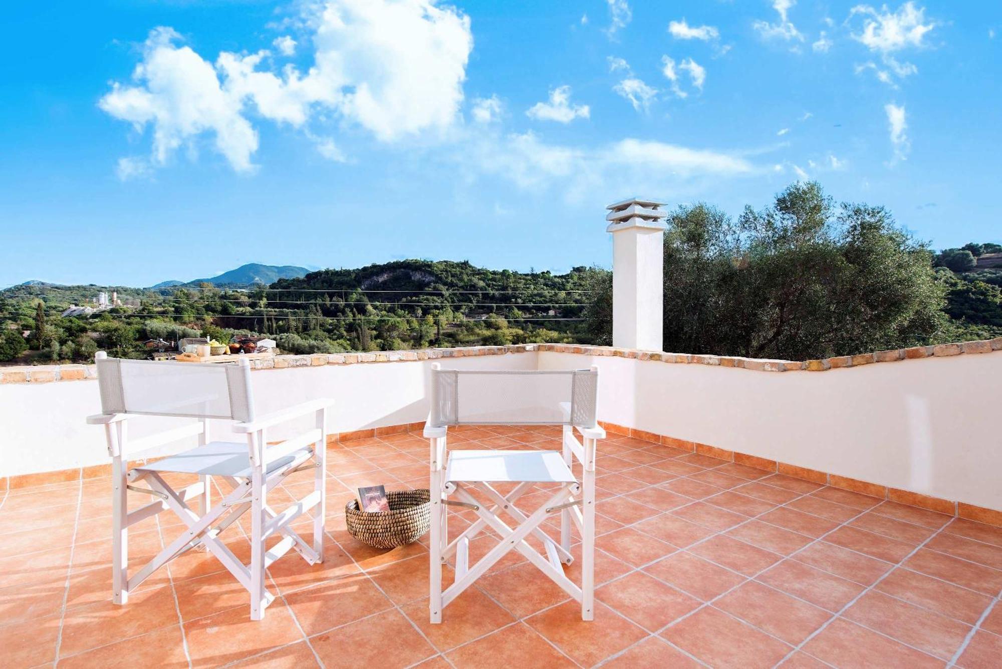 Iliopetra House 2 - Corfu Retreat With Jacuzzi *